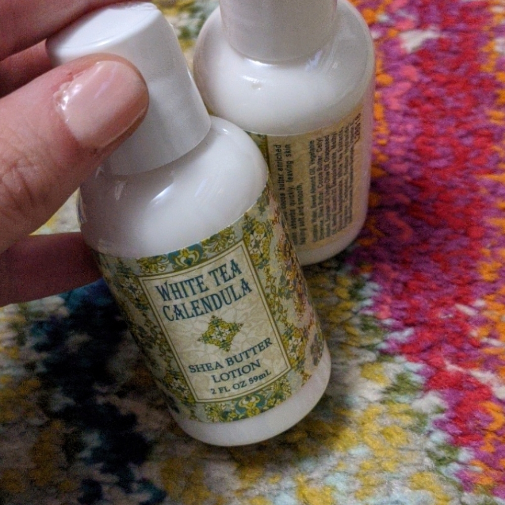 White tea calendula lotion